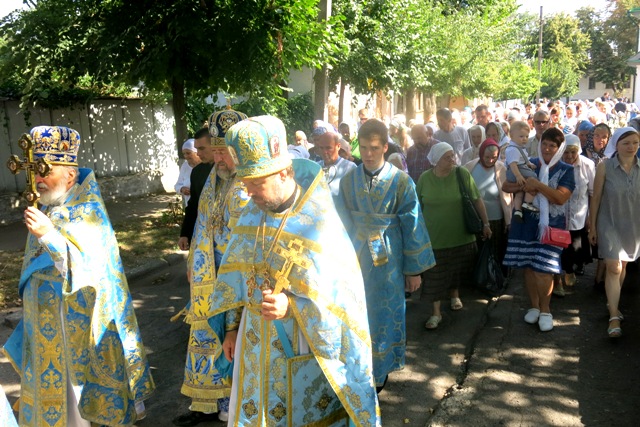 Хресний хід в Полтаві