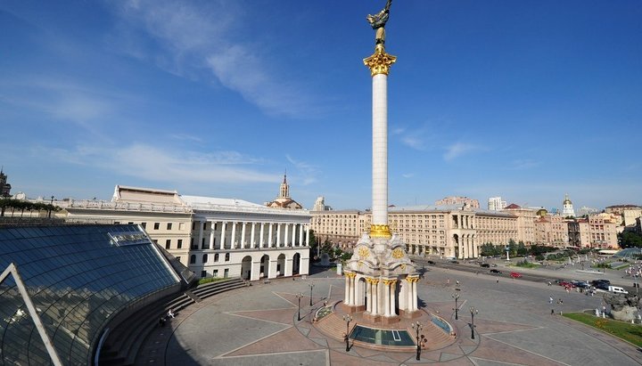 Майдан Незалежности в Киеве