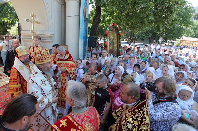 Блаженніший Митрополит Онуфрій очолив Літургію в День престольного свята храму пророка Іллі (ФОТО)