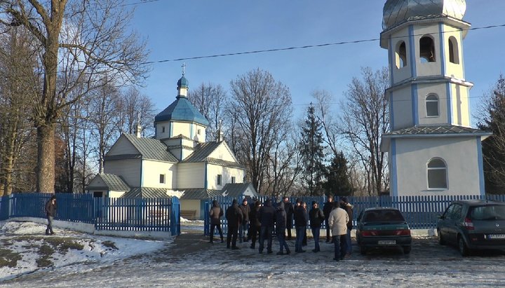 Благовещенский храм в селе Поховка