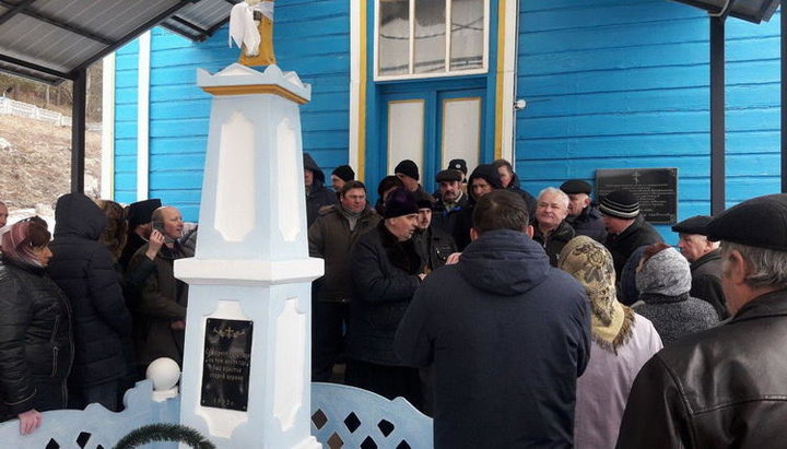 В Буще чиновники не пускали верующих в храм под предлогом инвентаризации