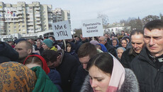 Прихожанка волынского храма УПЦ: Церковь – наша жизнь и утешение!