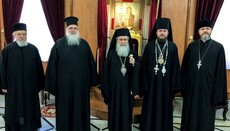 Bishop Victor meets with Patriarch Theophilos III of Jerusalem