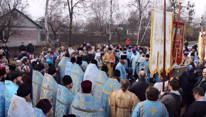 Крестный ход и молитвенное стояние в Рудом Селе