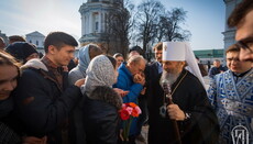 В лавре проходят празднования в честь Благовещения Пресвятой Богородицы