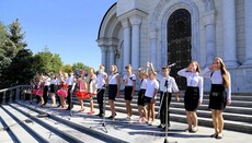 «Не отнимайте солнце у детей» — горловские дети просят взрослых не воевать больше (+ВИДЕО)