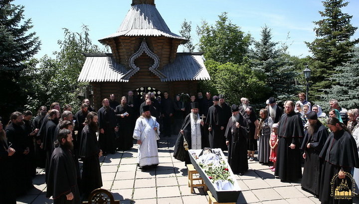 В Святогорской лавре простились со схимонахом Селафиилом. Фото: Святогорская лавра