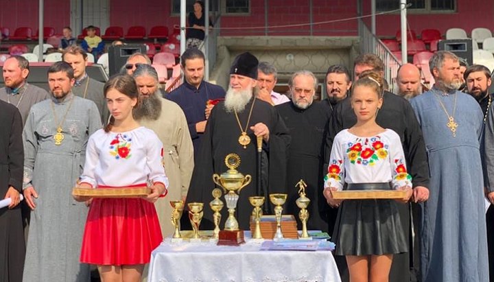 Спортивный турнир «Мама, папа, я – спортивная семья» в Мукачевской епархии. Фото: Мукачевская епархия УПЦ