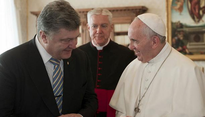 The Pope during the meeting with Petro Poroshenko on November 20, 2015. Photo: Reuters