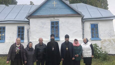 Захоплений активістами ПЦУ храм в Махнівці руйнується, там влаштували склад