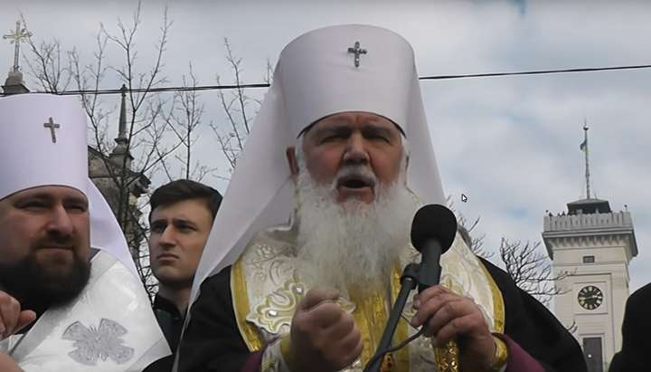 Макарий Малетич на львовском Евромайдане. Фото: скрин видео