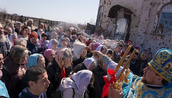 Свято-Иверский монастырь. Фото: Паломники