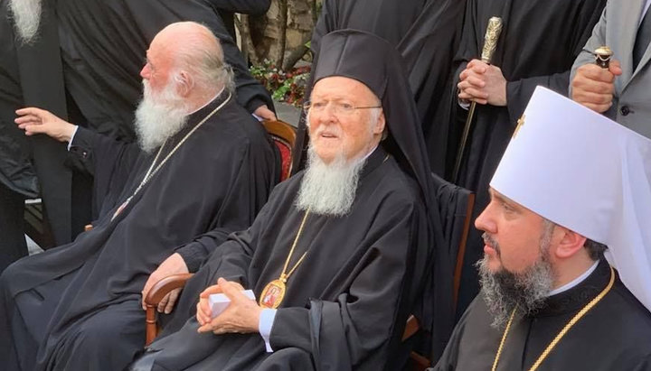 Arhiepiscopul Ieronim, Patriarhul Bartolomeu și Epifanie Dumenko. Imagine: m.day.kyiv.ua