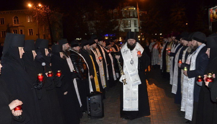 В Ровенской епархии почтили жертв Голодомора. Фото: spzh.news