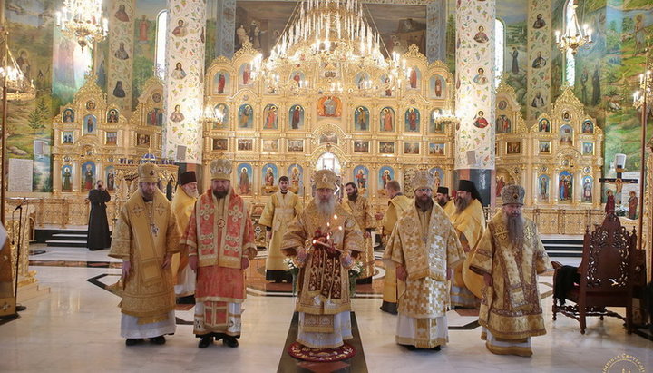 На Кипре митрополит Арсений возглавил богослужение в честь ап. Андрея Первозванного. Фото: svlavra.church.ua