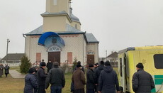 Poliția a blocat biserica din Mașea şi le-a interzis enoriașilor să intre