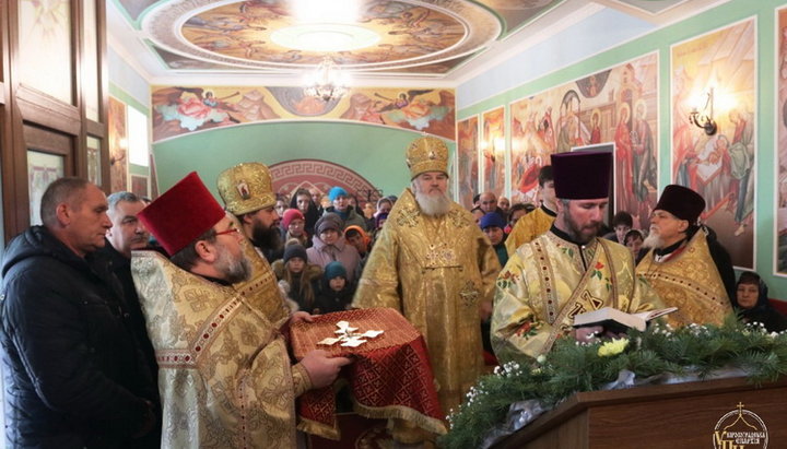 В селе Калиновка освятили новый храм в честь Рождества Христова. Фото: orthodox-kr.org.ua