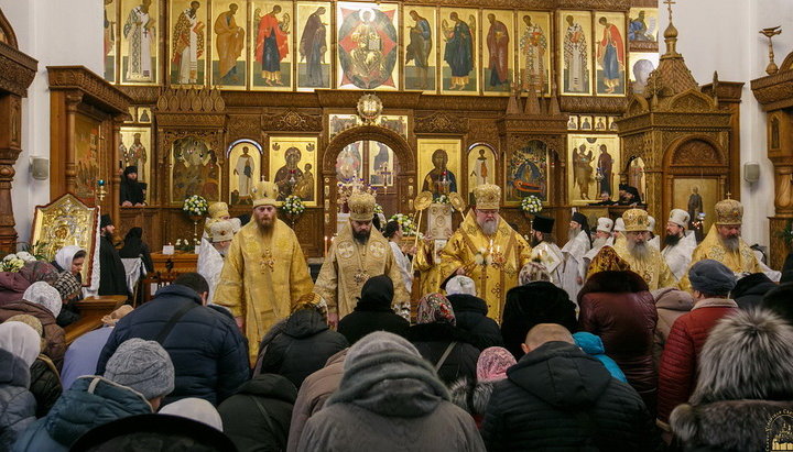 Иерархи епархий Донбасса провели соборное богослужение в Святогорской лавре. Фото: svlavra.church.ua