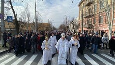 В Херсонской епархии прошел 10-й крестный ход к месту освящения вод Днепра