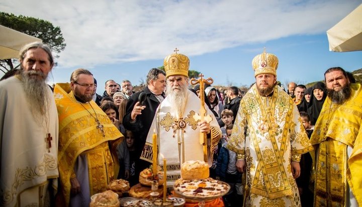 Митрополит Черногорско-Приморский Амфилохий и епископ Виктор (Коцаба). Фото: Facebook