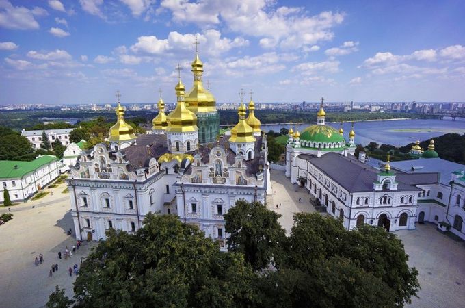 Петиция в защиту Киево-Печерской Лавры стремительно набирает голоса