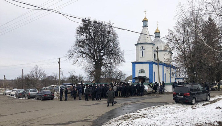 Храм святых мучеников Космы и Дамиана в селе Лысогорка. Фото: spzh.news/ru