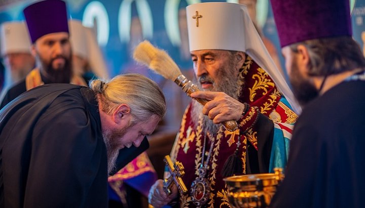 Preafericitul Onufrie a oficiat ceremonia de numire a patru episcopii nou aleși. Imagine: Biserica Ortodoxă Ucraineană