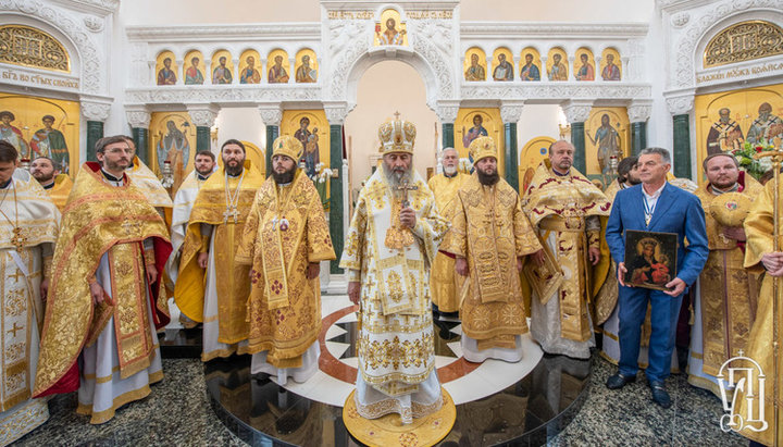 Божественная литургия в храме в честь Собора святых апостолов. Фото: УПЦ