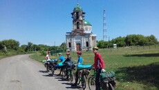 Луганская молодежь совершила велопаломничество по разрушенным храмам