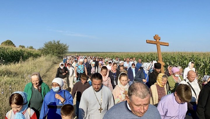 Крестный ход в Иосафатову долину. Фото: Винницкая епархия