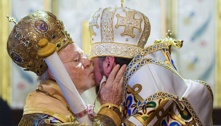 Patriarch Bartholomew and Epiphany Dumenko. Photo: chelyabinsk.bezformata.com