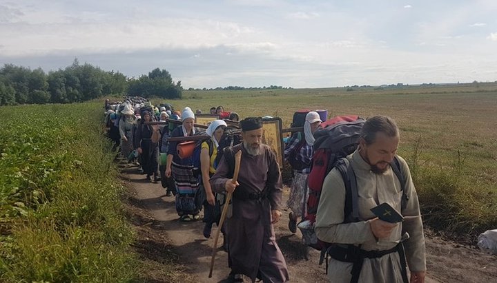 Хресний хід УПЦ із Браїлова в Почаїв. Фото: Facebook/Перший Козацький