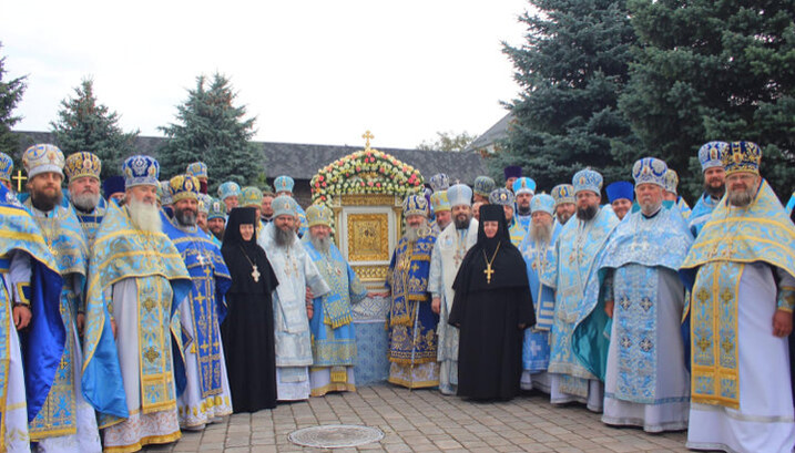 На свято в Зимненському монастирі зібралися ієрархи та духовенство з різних єпархій УПЦ. Фото: pravoslavna.volyn.ua