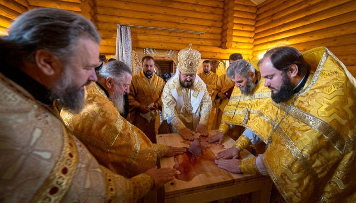 Митрополит Харківський і Богодухівський Онуфрій освятив новий Покровський храм. Фото: eparchia.kharkov.ua