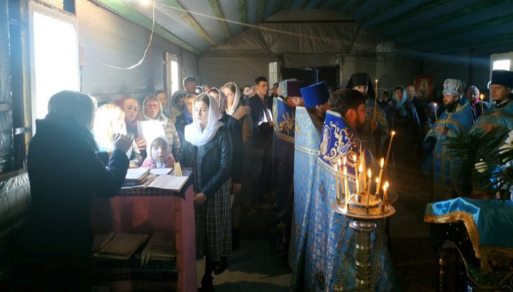 На престольный праздник Покровского храма с. Веселое собралось много священников и верующих. Фото: pravoslavna.volyn.ua