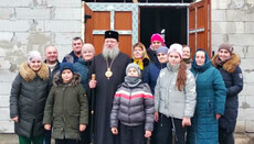 Met Meletiy visits Bukovinian communities of UOC deprived of churches