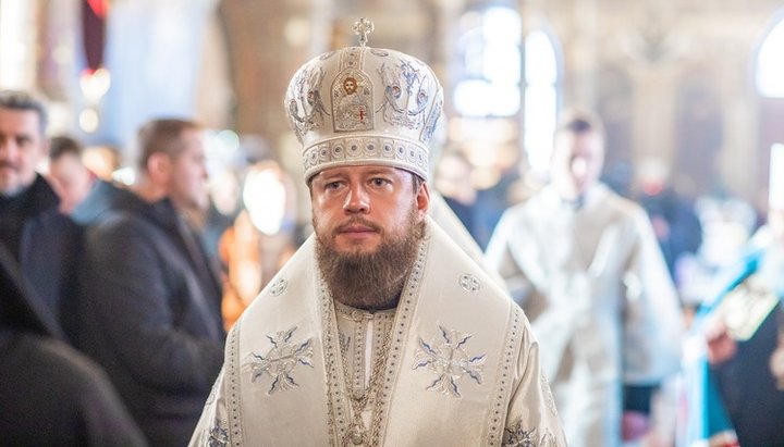 Епископ Виктор (Коцаба) в Трапезном храме Киево-Печерской лавры. Фото: facebook-страница епископа Виктора