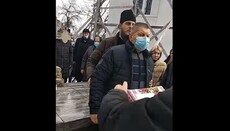 Активисты ПЦУ снова провоцируют конфликты возле храма УПЦ в Михальче