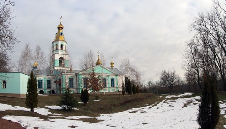 Свято-Онуфриевский мужской монастырь Черкасской епархии УПЦ. Фото: cherkasy.church.ua