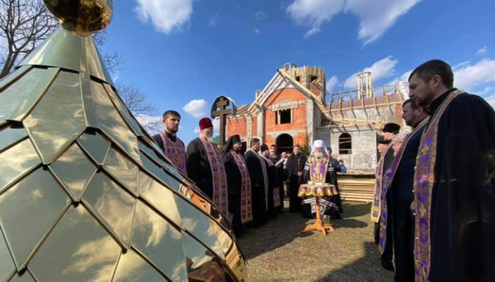 Чин освячення очолив митрополит Мукачівський і Ужгородський Феодор. Фото: m-church.org.ua