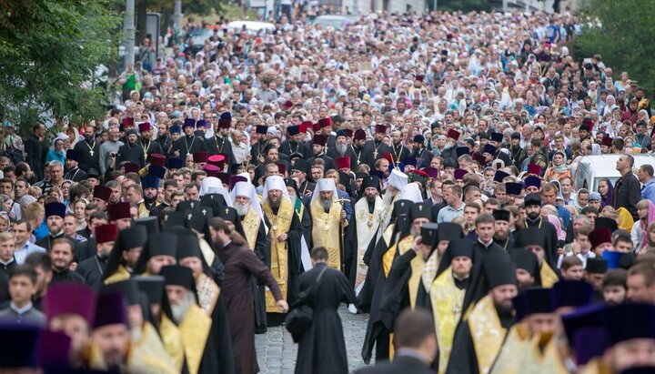 Calea Crucii a Bisericii Ortodoxe Ucrainene la Kiev în ziua Creștinării Țării Rusiei, 2019. Imagine: news.church.ua