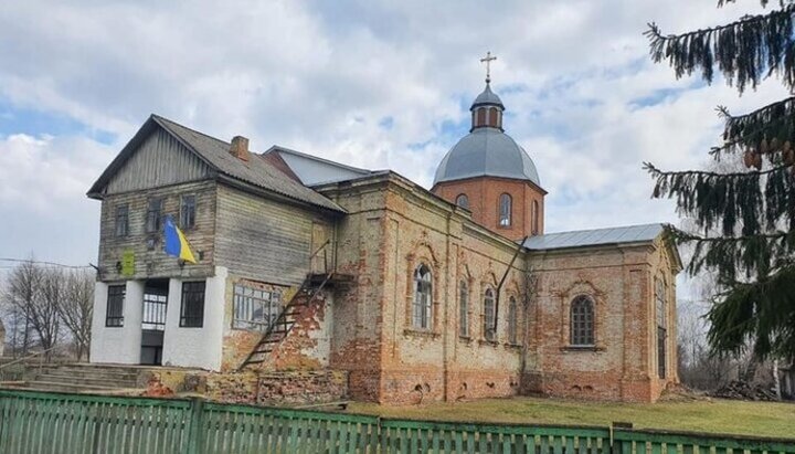 The seized church of the Nativity of the Blessed Virgin Mary in Pryputni village. Photo: facebook page Andriy Kovalov