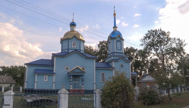 Захоплений Покровський храм УПЦ в Мнишине. Фото: СПЖ