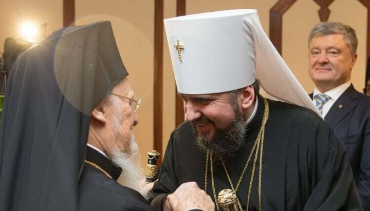 Sergei (Epiphany) Dumenko, Patriarch Bartholomew and Petro Poroshenko. Photo: gov.ua