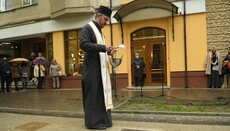 Клирик УГКЦ освятил в Ивано-Франковске памятный знак о воине СС «Галичина»