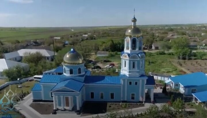 Свято-Успенский храм с. Делень. Фото: news.church.ua