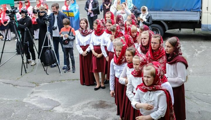 Акция «Пасхальные звоночки». Фото: Центр информации УПЦ, КДАиС