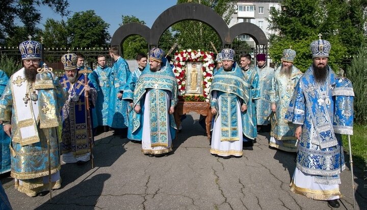 Святкування на честь ікони Божої Матері «Луганська». Фото: eparhia.lg.ua