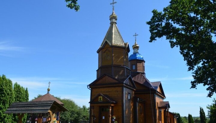 Свято-Покровский храм в с. Мульчицы. Фото: sarny.church.ua