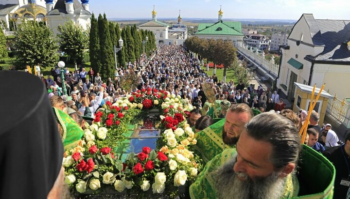 Торжества в Свято-Успенской Почаевской лавре. Фото: pochaev.org.ua.